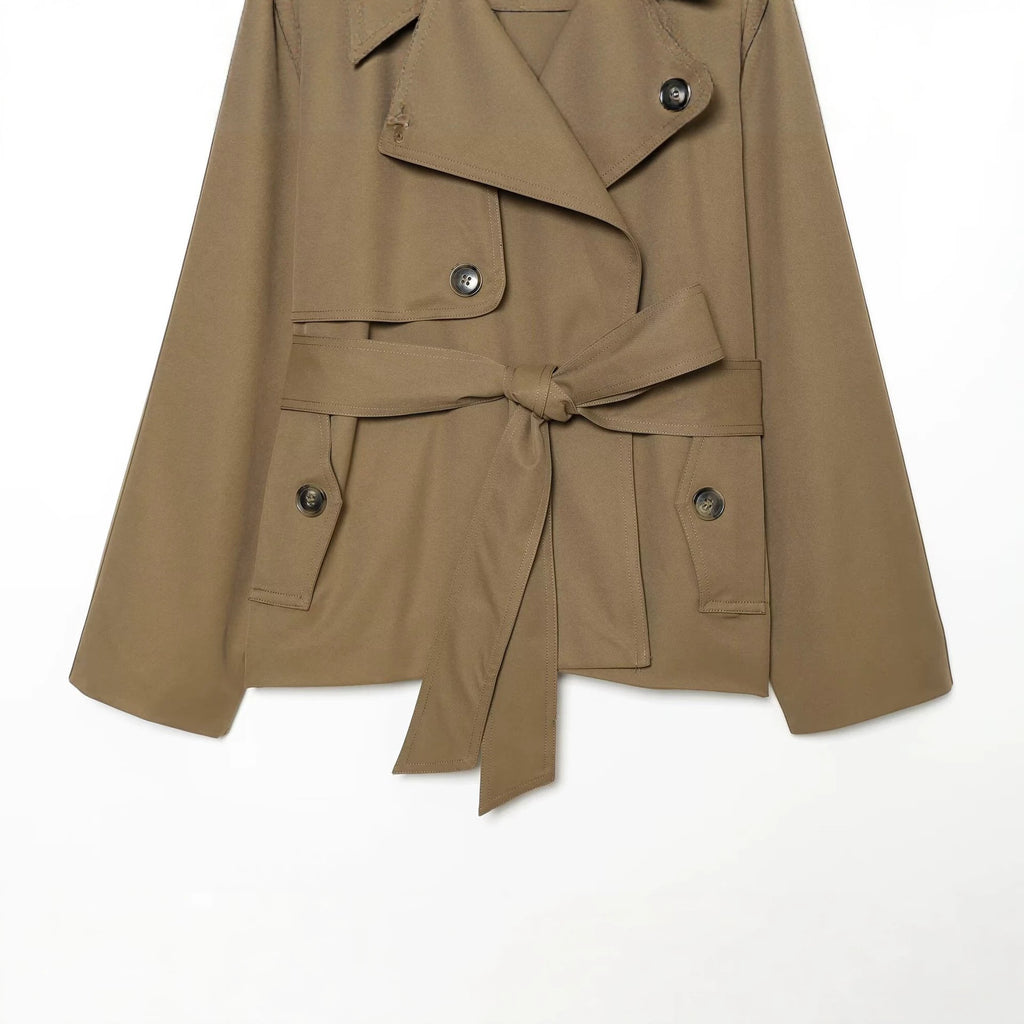 Pocket decoration contrasting collar windbreaker for women
