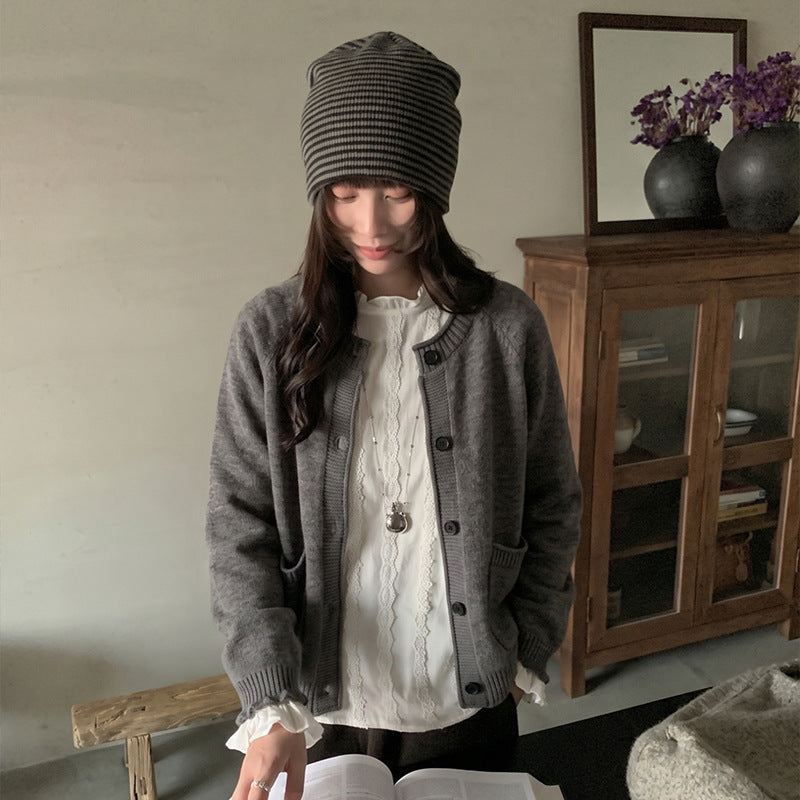 Round neck loose sweater for women